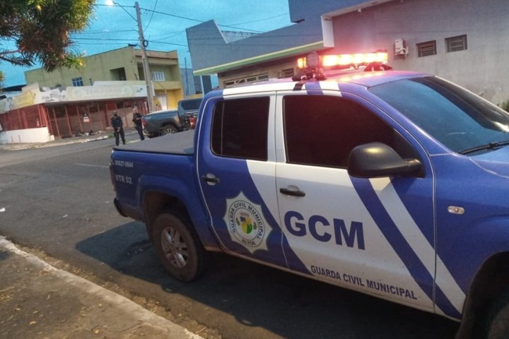 Imagem Prefeito Maxwell, habilita a Guarda Municipal no Projeto Bolsa Formação