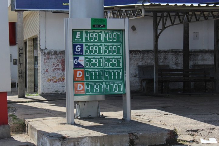 Imagem Litro do combustível ultrapassa os R$6 reais em alguns postos da capital