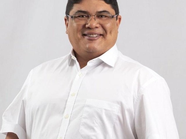 Imagem Maxwell irá antecipar pagamentos de professores de Altos