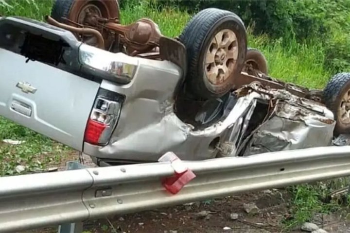 Imagem Empresário morre ao capotar carro próximo ao Alphaville em Teresina