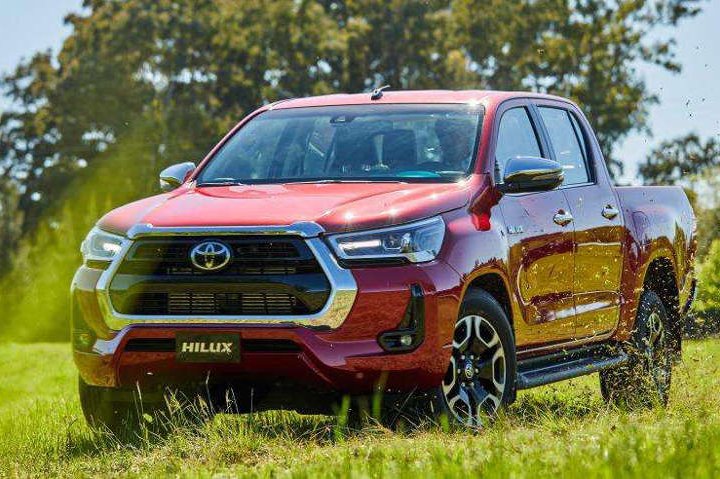 Imagem Toyota Hilux 2022 ganha em segurança e tecnologia