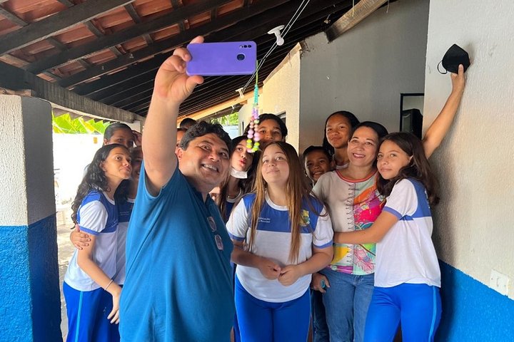Imagem Maxwell anuncia reformas em 9 escolas municipais de Altos