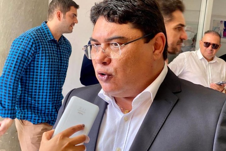 Imagem TCE-PI rejeita denúncia e aprova licitações em Altos