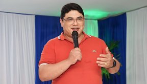 Imagem Prefeito Maxwell da Mariínha fala de concurso em Altos