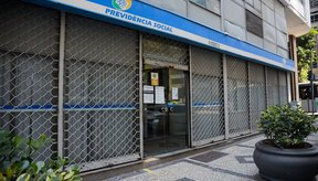 Imagem Cerca de 85 mil pessoas podem ter benefício do INSS suspenso