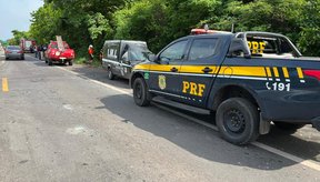 Imagem Empresário morre após colisão frontal de um Creta e uma carreta