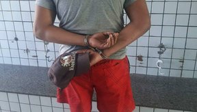 Imagem Homem é preso em Coivaras após se masturbar na frente de menores